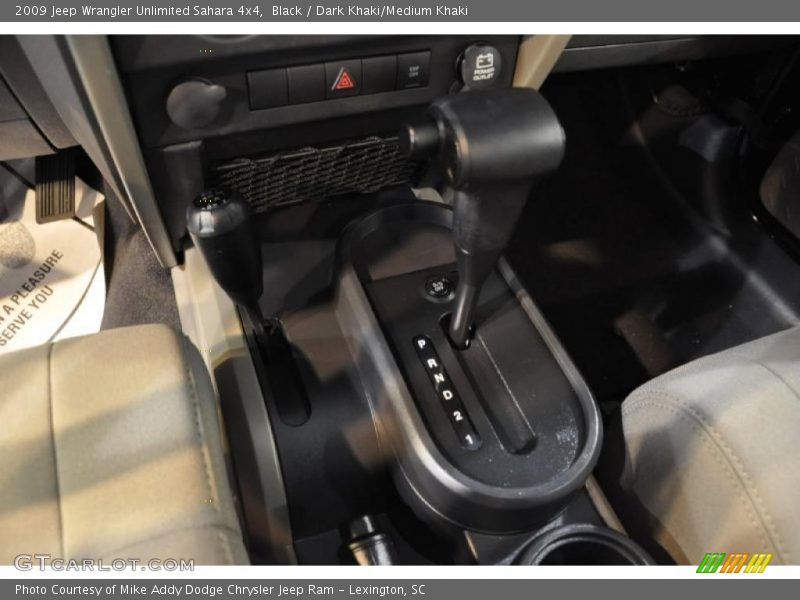  2009 Wrangler Unlimited Sahara 4x4 4 Speed Automatic Shifter