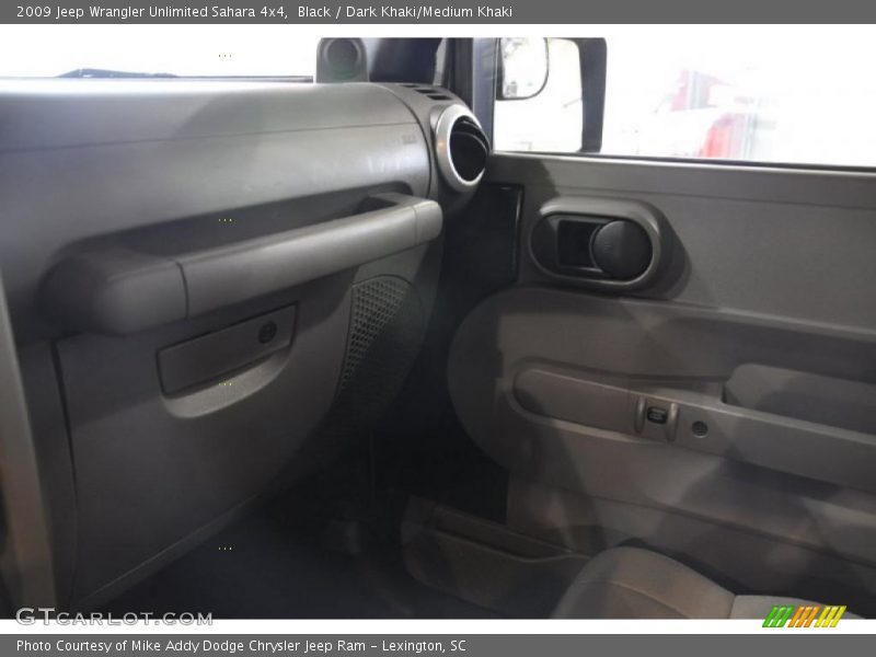 Black / Dark Khaki/Medium Khaki 2009 Jeep Wrangler Unlimited Sahara 4x4