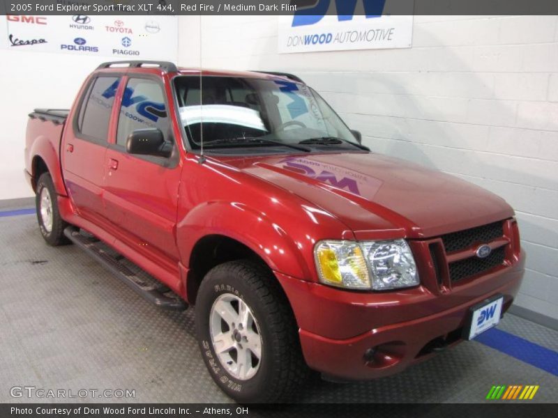 Red Fire / Medium Dark Flint 2005 Ford Explorer Sport Trac XLT 4x4