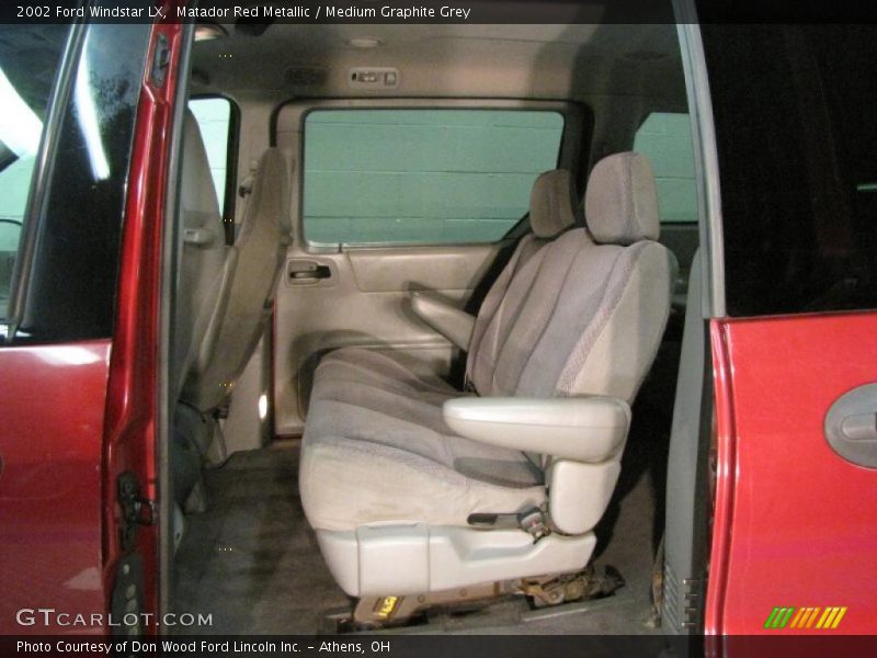 Matador Red Metallic / Medium Graphite Grey 2002 Ford Windstar LX