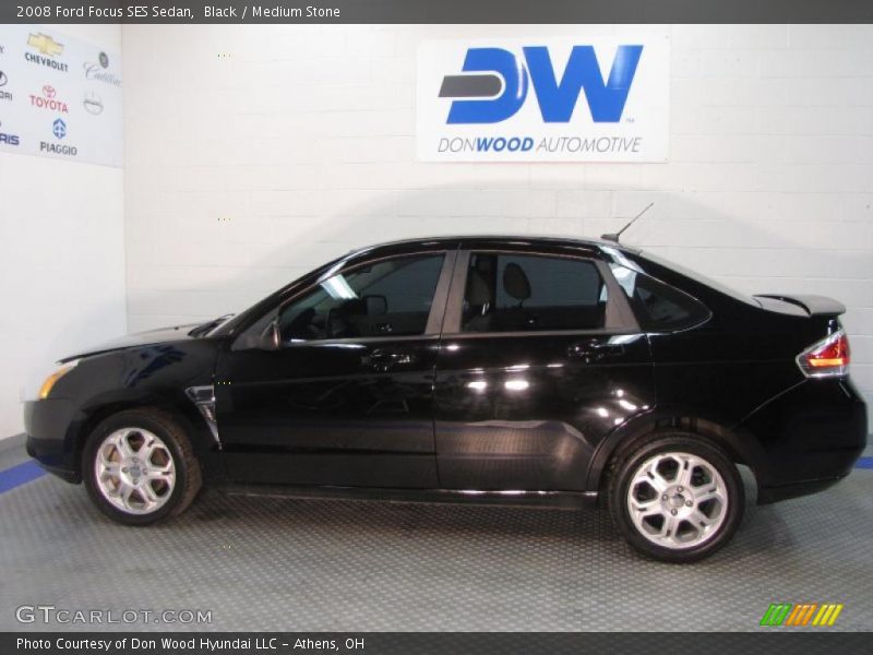 Black / Medium Stone 2008 Ford Focus SES Sedan