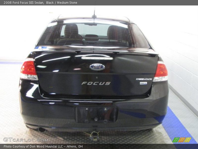 Black / Medium Stone 2008 Ford Focus SES Sedan