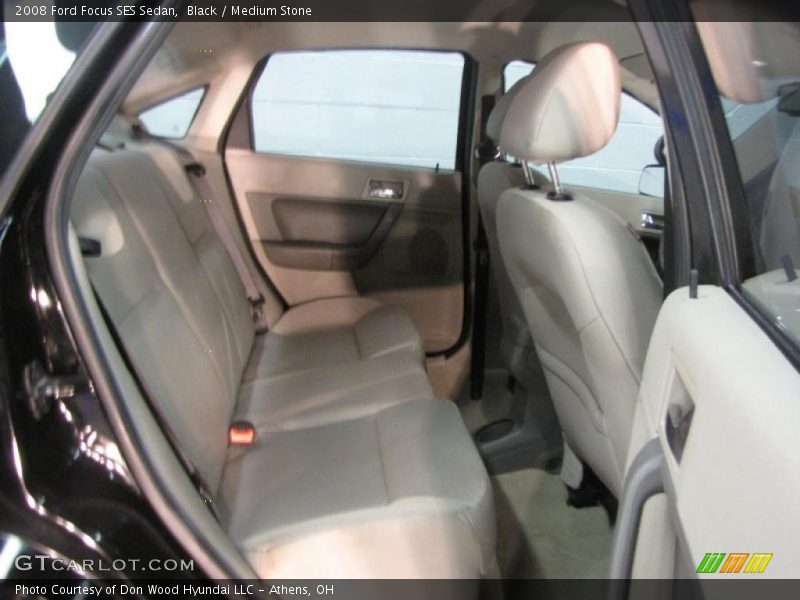 Black / Medium Stone 2008 Ford Focus SES Sedan