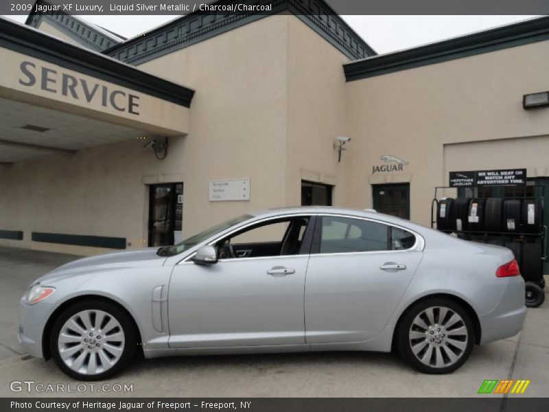 Liquid Silver Metallic / Charcoal/Charcoal 2009 Jaguar XF Luxury