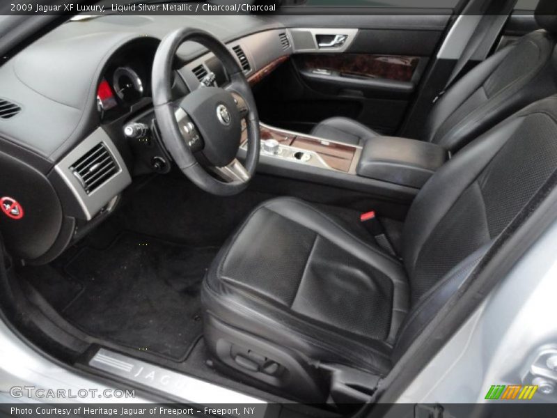 Liquid Silver Metallic / Charcoal/Charcoal 2009 Jaguar XF Luxury