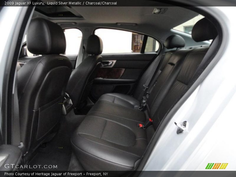 Liquid Silver Metallic / Charcoal/Charcoal 2009 Jaguar XF Luxury