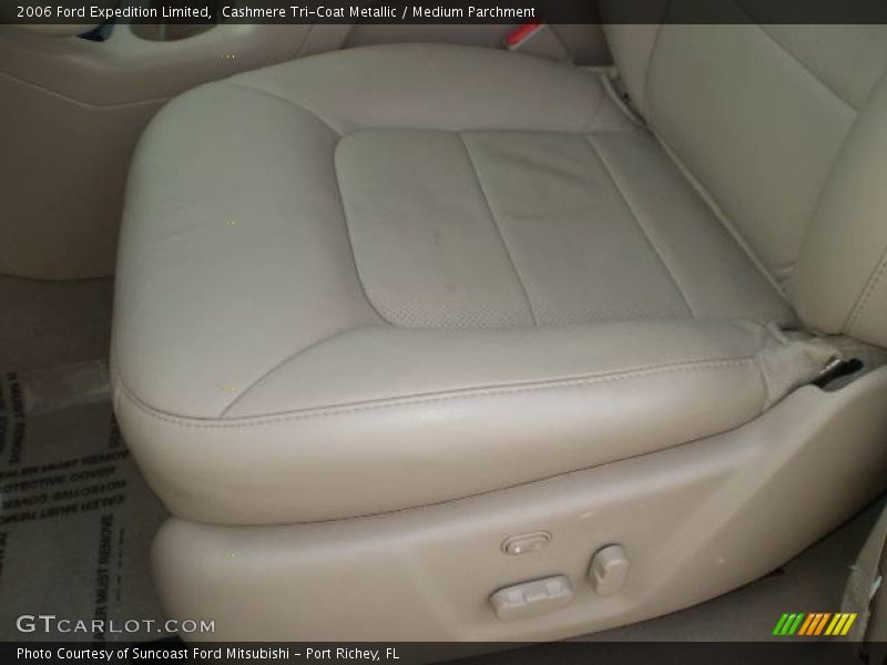 Cashmere Tri-Coat Metallic / Medium Parchment 2006 Ford Expedition Limited