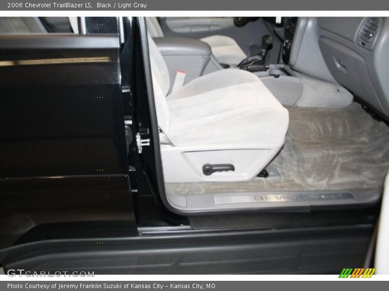 Black / Light Gray 2006 Chevrolet TrailBlazer LS