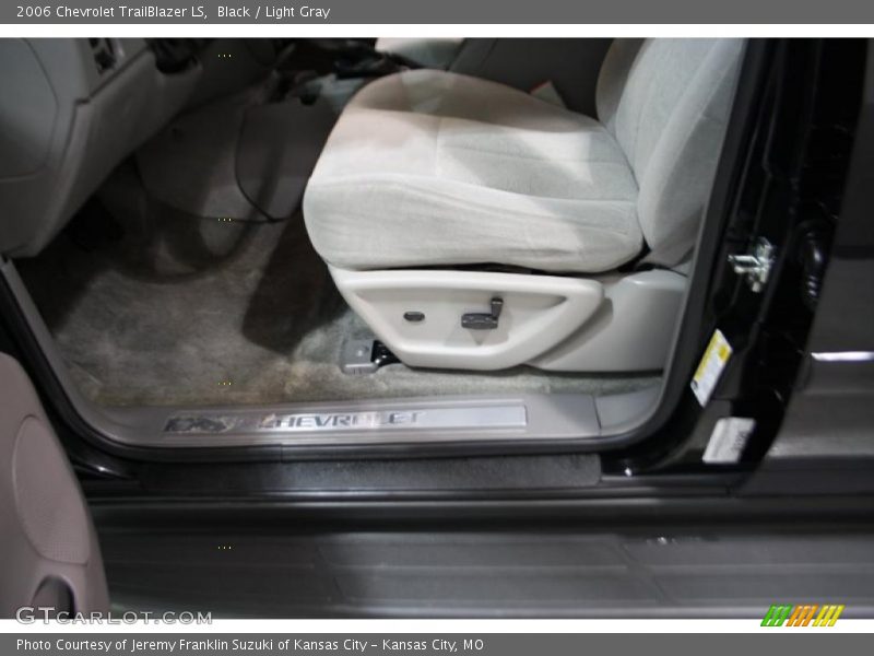 Black / Light Gray 2006 Chevrolet TrailBlazer LS