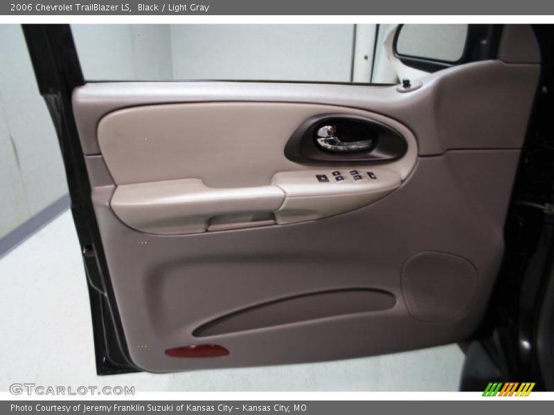 Black / Light Gray 2006 Chevrolet TrailBlazer LS