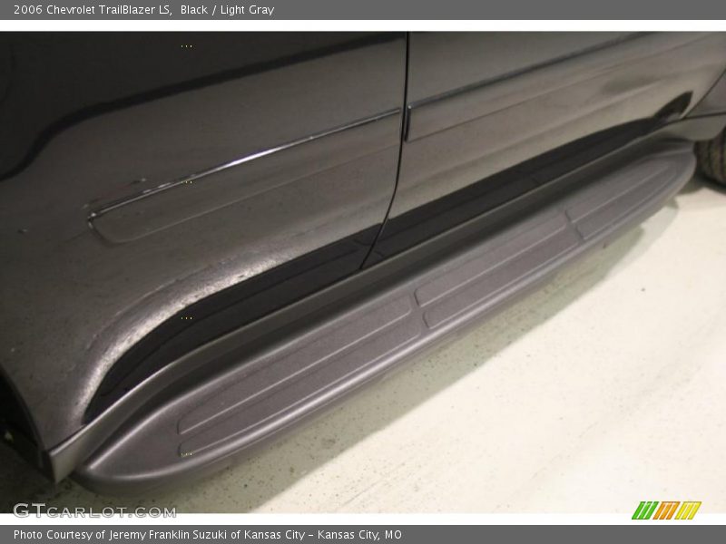 Black / Light Gray 2006 Chevrolet TrailBlazer LS