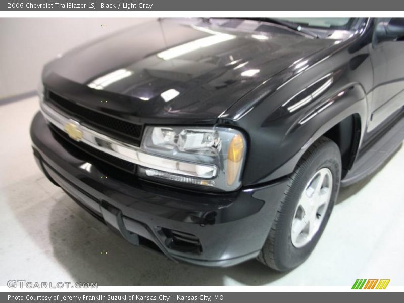 Black / Light Gray 2006 Chevrolet TrailBlazer LS