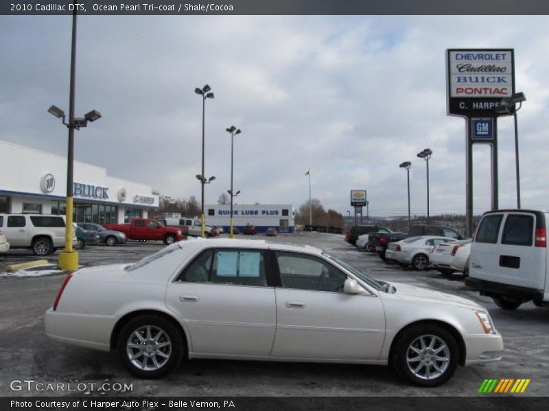 Ocean Pearl Tri-coat / Shale/Cocoa 2010 Cadillac DTS