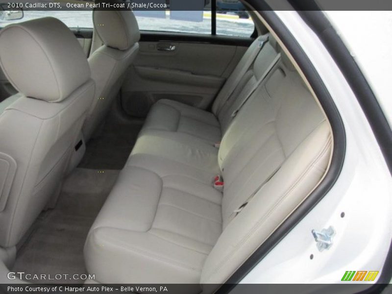 Ocean Pearl Tri-coat / Shale/Cocoa 2010 Cadillac DTS