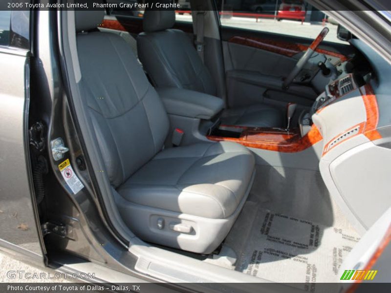 Phantom Gray Pearl / Graphite 2006 Toyota Avalon Limited
