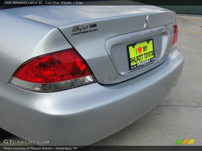Cool Silver Metallic / Gray 2005 Mitsubishi Lancer ES