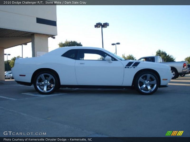 Stone White / Dark Slate Gray 2010 Dodge Challenger R/T