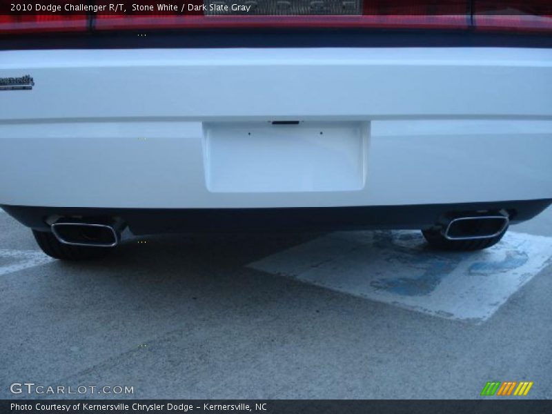 Stone White / Dark Slate Gray 2010 Dodge Challenger R/T