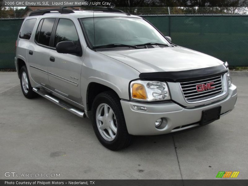 Front 3/4 View of 2006 Envoy XL SLE