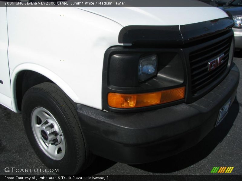 Summit White / Medium Pewter 2006 GMC Savana Van 2500 Cargo