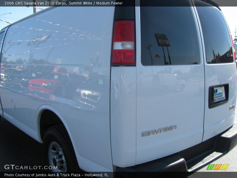 Summit White / Medium Pewter 2006 GMC Savana Van 2500 Cargo
