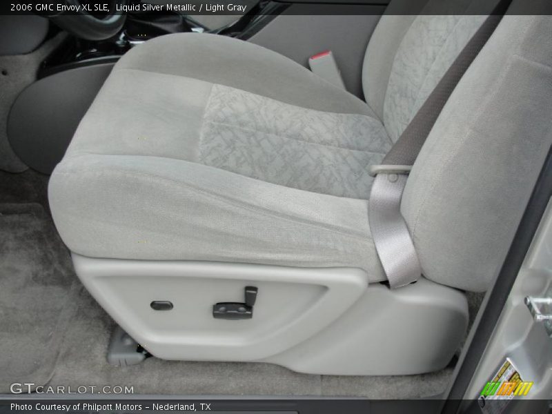 Liquid Silver Metallic / Light Gray 2006 GMC Envoy XL SLE