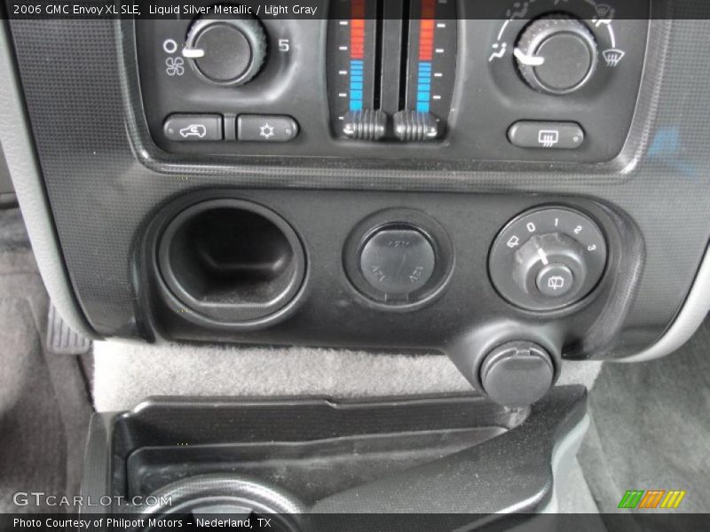 Controls of 2006 Envoy XL SLE
