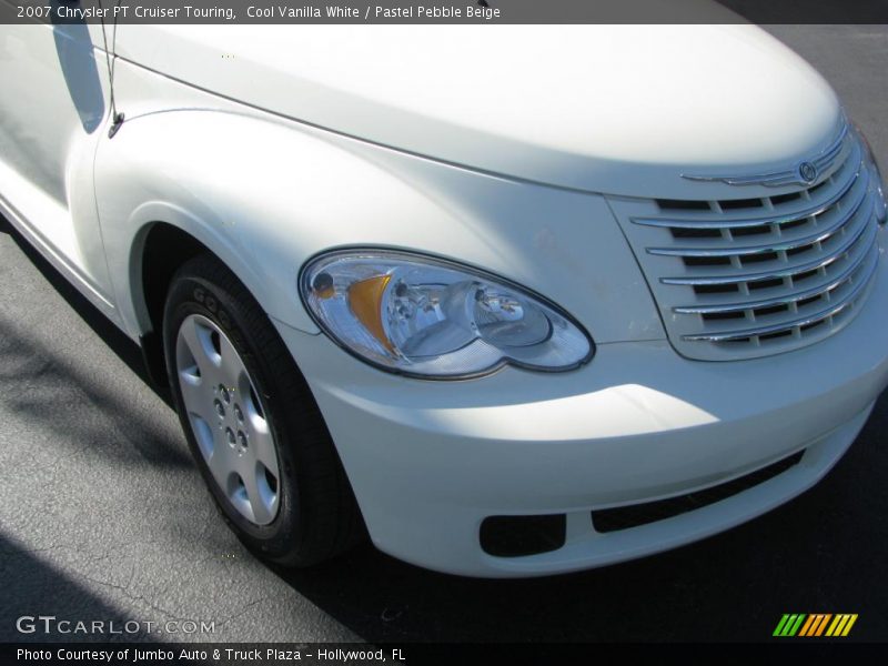 Cool Vanilla White / Pastel Pebble Beige 2007 Chrysler PT Cruiser Touring