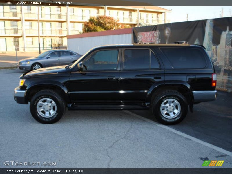 Black / Oak 2000 Toyota 4Runner SR5