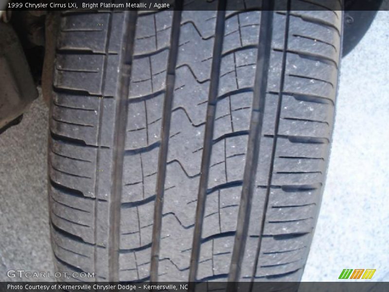 Bright Platinum Metallic / Agate 1999 Chrysler Cirrus LXi