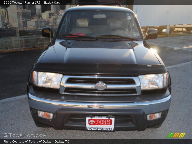 Black / Oak 2000 Toyota 4Runner SR5