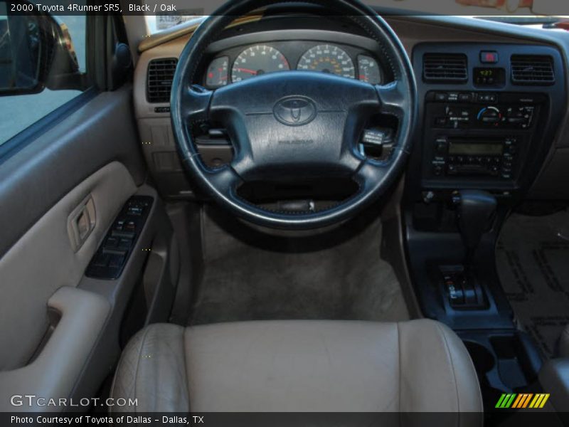 Black / Oak 2000 Toyota 4Runner SR5