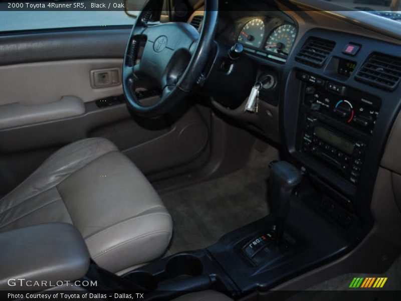 Black / Oak 2000 Toyota 4Runner SR5
