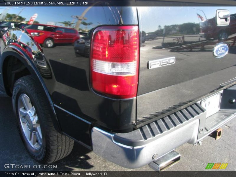 Black / Black 2005 Ford F150 Lariat SuperCrew