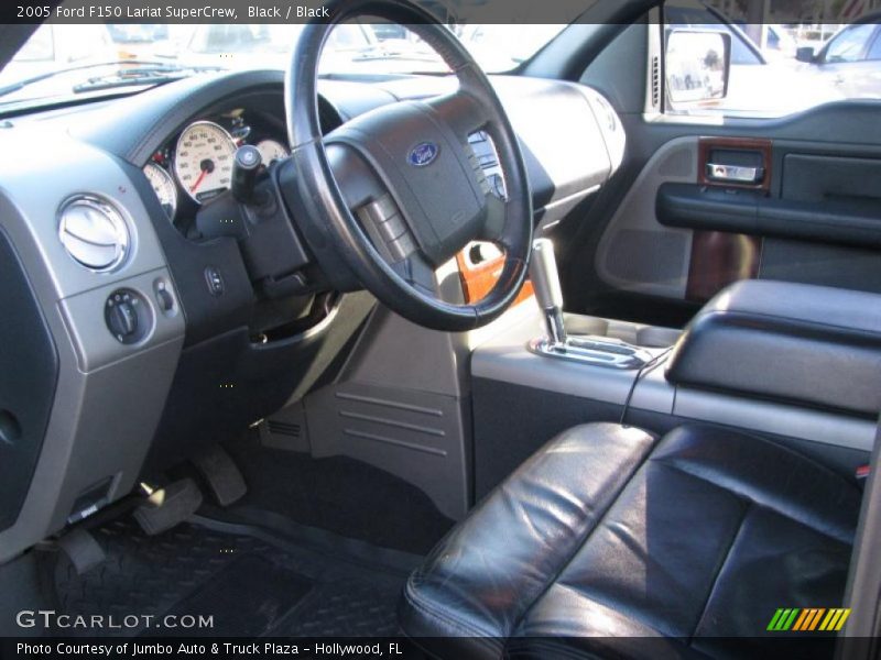 Black / Black 2005 Ford F150 Lariat SuperCrew