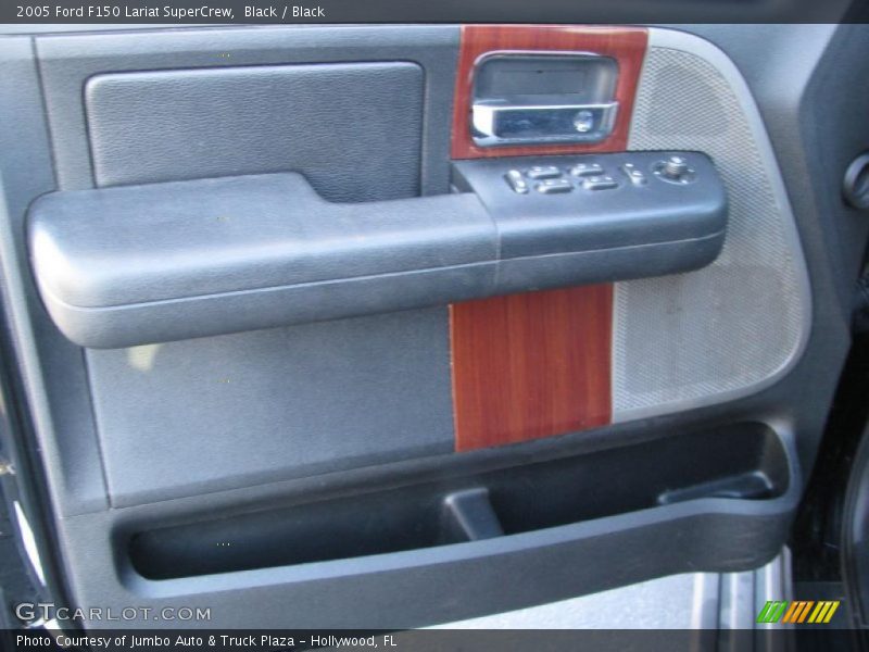 Black / Black 2005 Ford F150 Lariat SuperCrew
