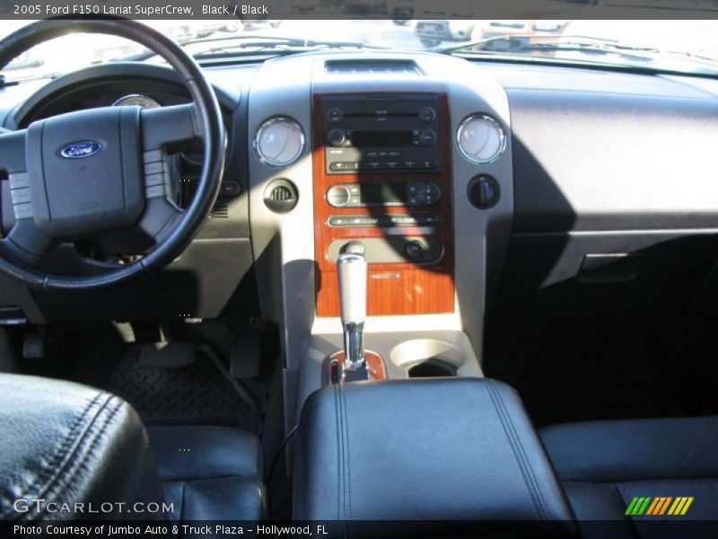 Black / Black 2005 Ford F150 Lariat SuperCrew