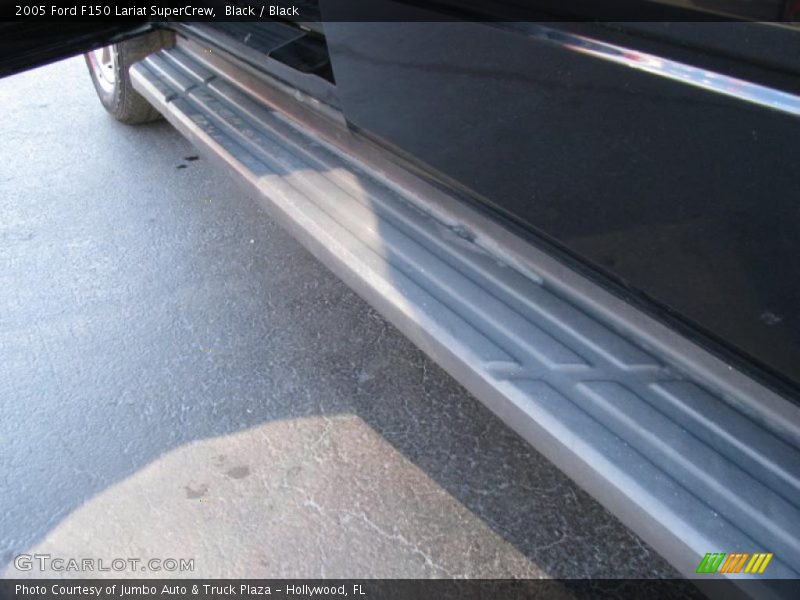 Black / Black 2005 Ford F150 Lariat SuperCrew