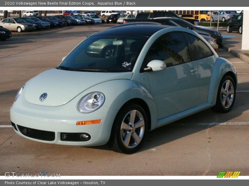 Front 3/4 View of 2010 New Beetle Final Edition Coupe
