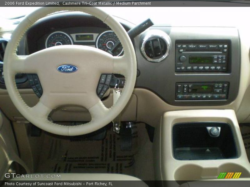 Cashmere Tri-Coat Metallic / Medium Parchment 2006 Ford Expedition Limited