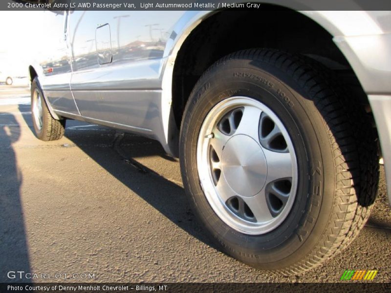  2000 Astro LS AWD Passenger Van Wheel