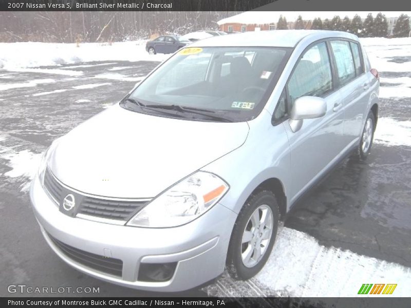 Brilliant Silver Metallic / Charcoal 2007 Nissan Versa S