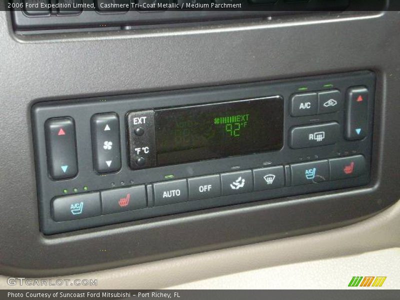 Cashmere Tri-Coat Metallic / Medium Parchment 2006 Ford Expedition Limited