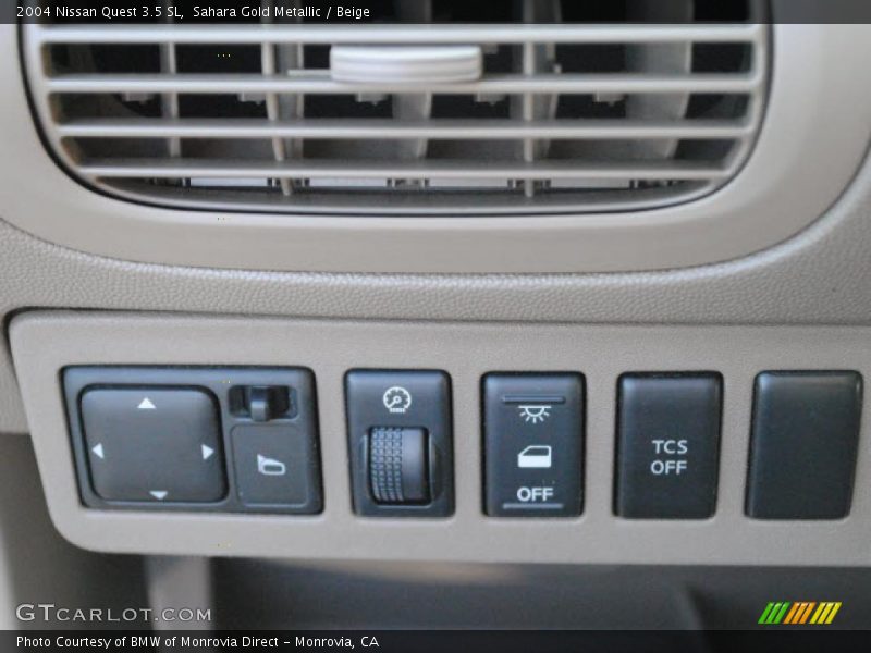 Sahara Gold Metallic / Beige 2004 Nissan Quest 3.5 SL