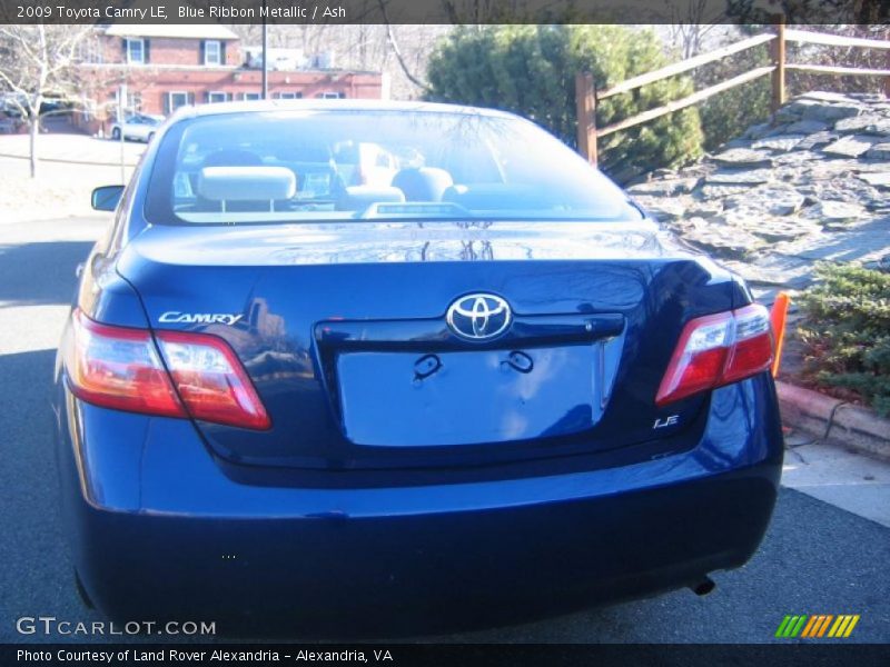 Blue Ribbon Metallic / Ash 2009 Toyota Camry LE