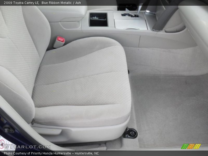 Blue Ribbon Metallic / Ash 2009 Toyota Camry LE