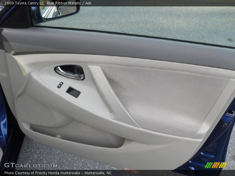 Blue Ribbon Metallic / Ash 2009 Toyota Camry LE
