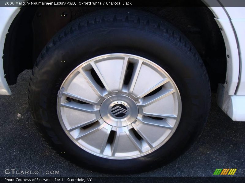 Oxford White / Charcoal Black 2006 Mercury Mountaineer Luxury AWD