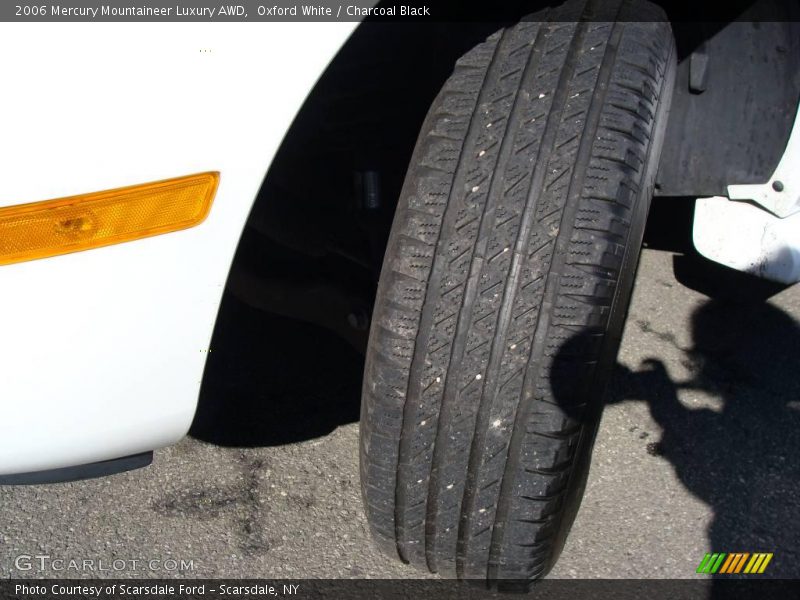 Oxford White / Charcoal Black 2006 Mercury Mountaineer Luxury AWD