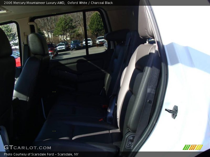 Oxford White / Charcoal Black 2006 Mercury Mountaineer Luxury AWD